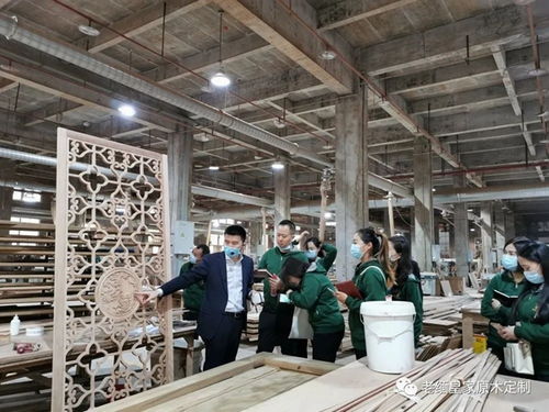 老緬皇家原木定制 貴陽以及武漢團隊抵達重慶定制工廠進行參觀學(xué)習(xí)交流